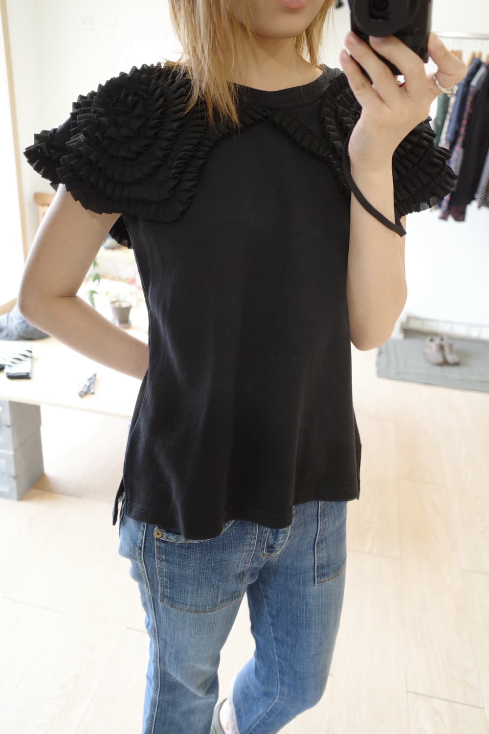 숄더 포인트 탑  상품이미지3