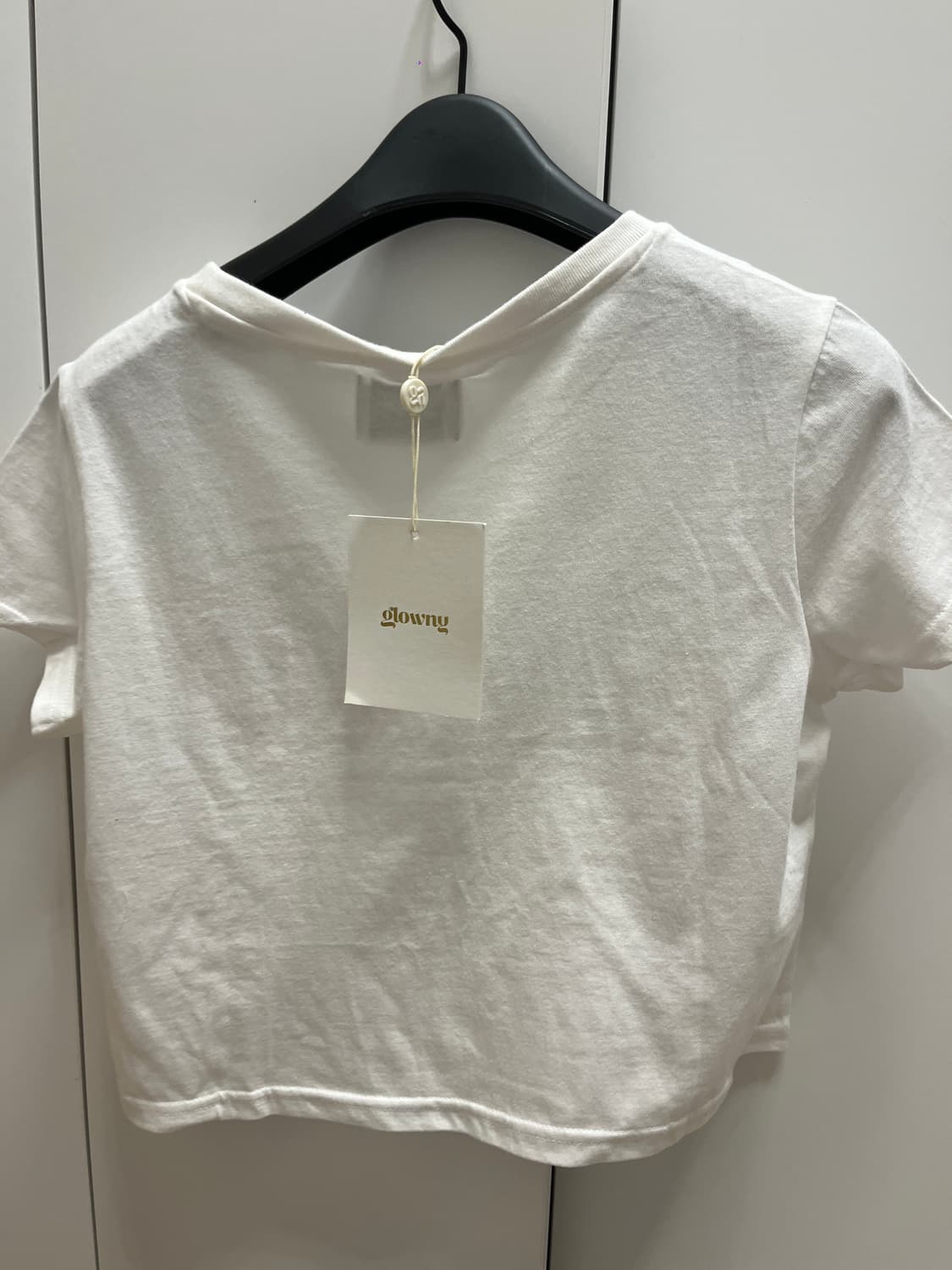 <새상품>글로니 glowny 3D big embo crop t shirt 상품이미지4