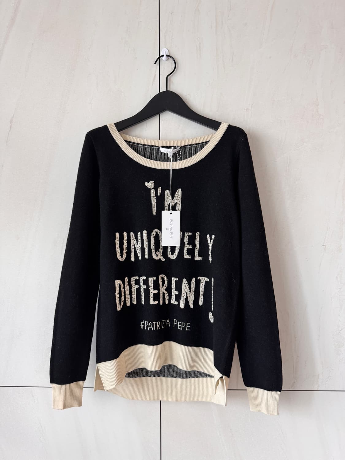 새상품 Patrizia Pepe 블랙 배색 니트0 (44,55사이즈 가능 상품이미지4