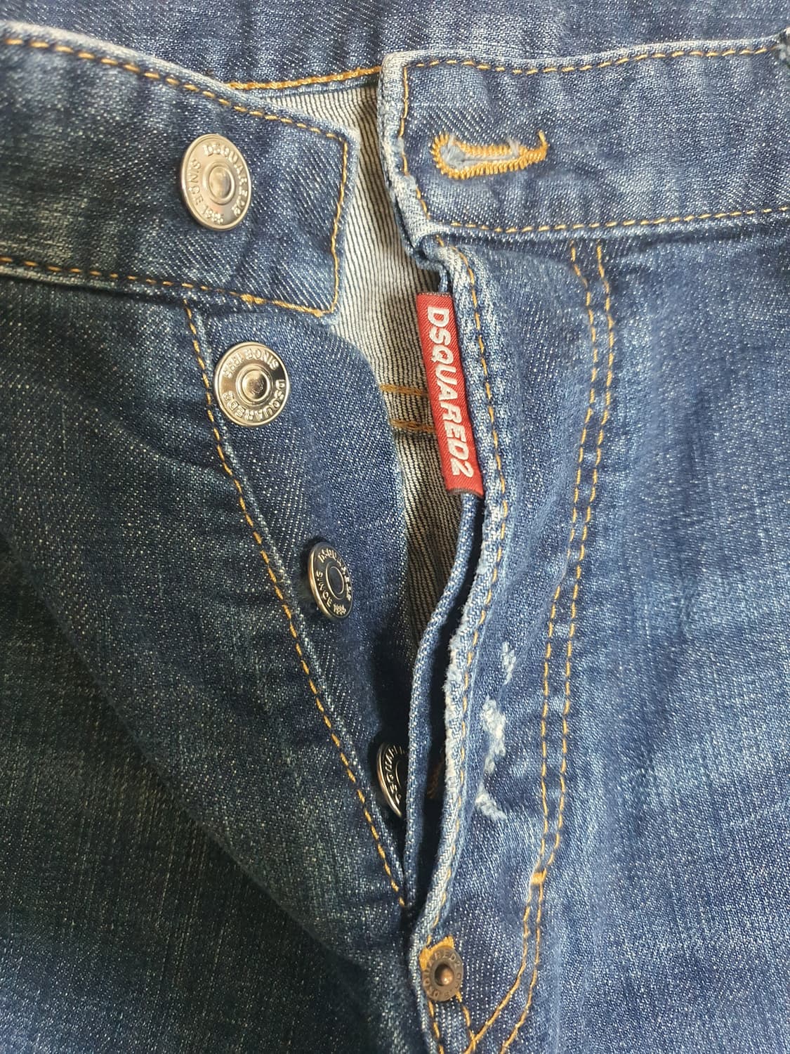 디스퀘어드2 쿨가이진 상태좋고깨끗해요 사이즈 34~35 상품이미지2