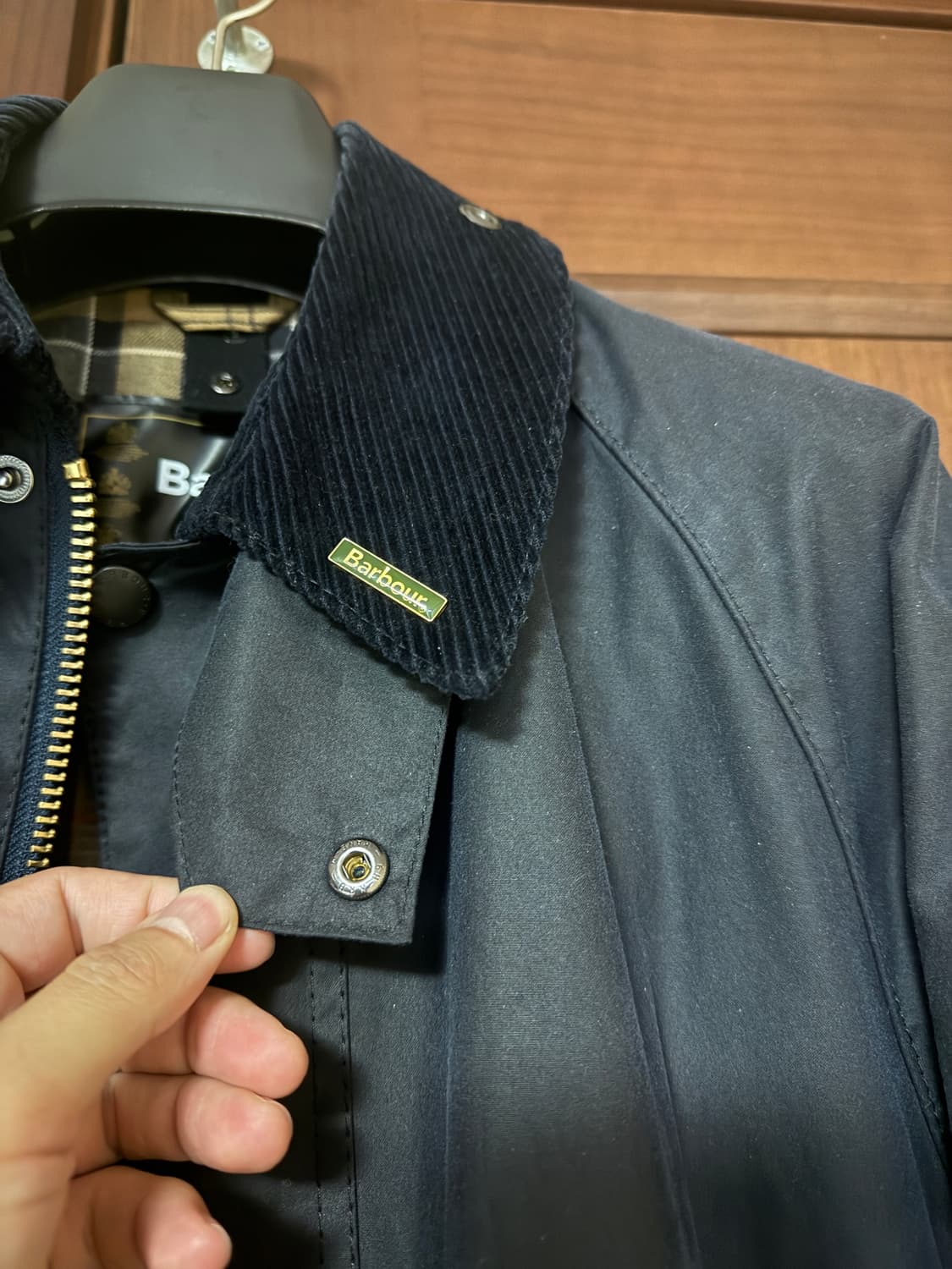 바버 뷰포트 네이비 40사이 판매(상태극상) 상품이미지1