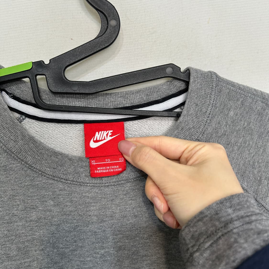 나이키 남성 기모 맨투맨 105 상품이미지2