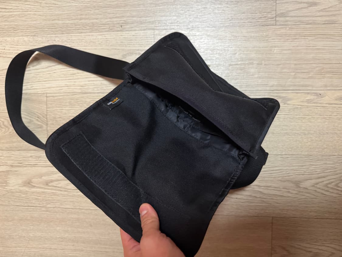 꼼데가르송 옴므 코듀라 크로스백  상품이미지4