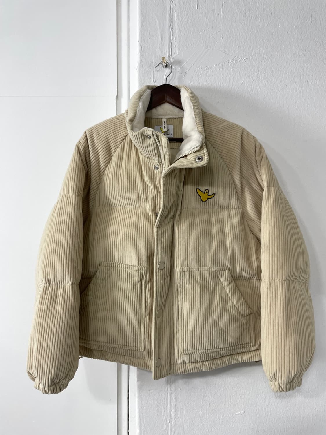 와릿이즌 마크 곤잘레스 코듀로이 패딩  상품이미지1