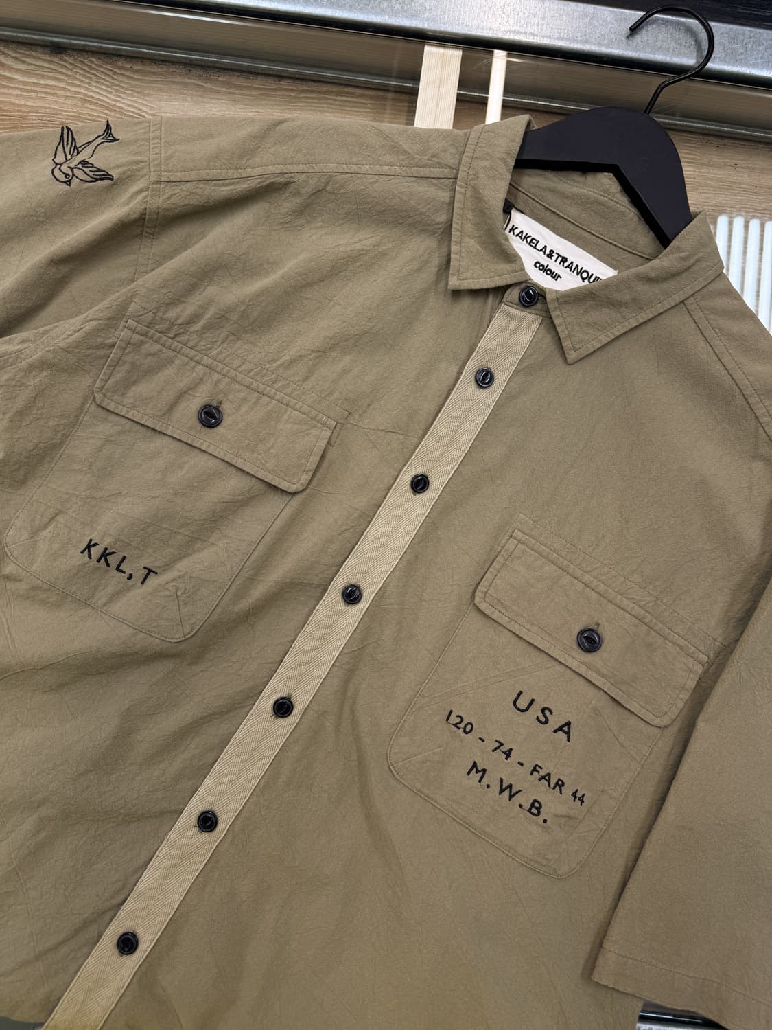 Kakela & Tranquil 투 포켓 하프 셔츠 상품이미지4