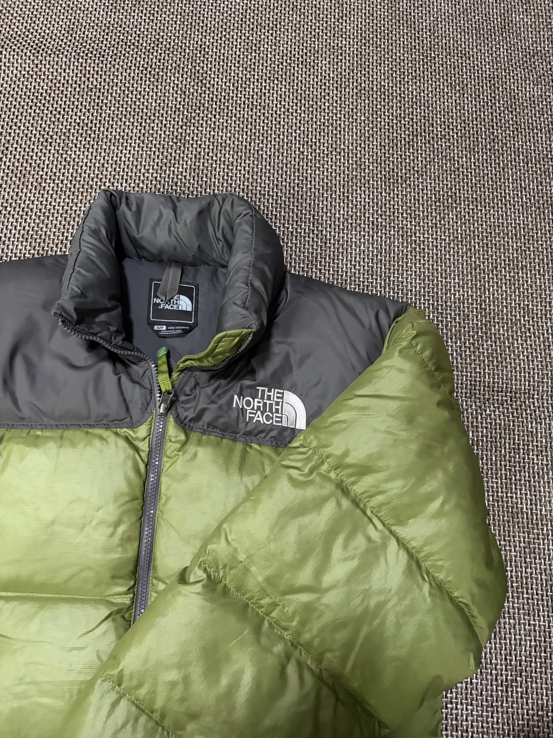 노스페이스 올리브 레트로 눕시 700 상품이미지3