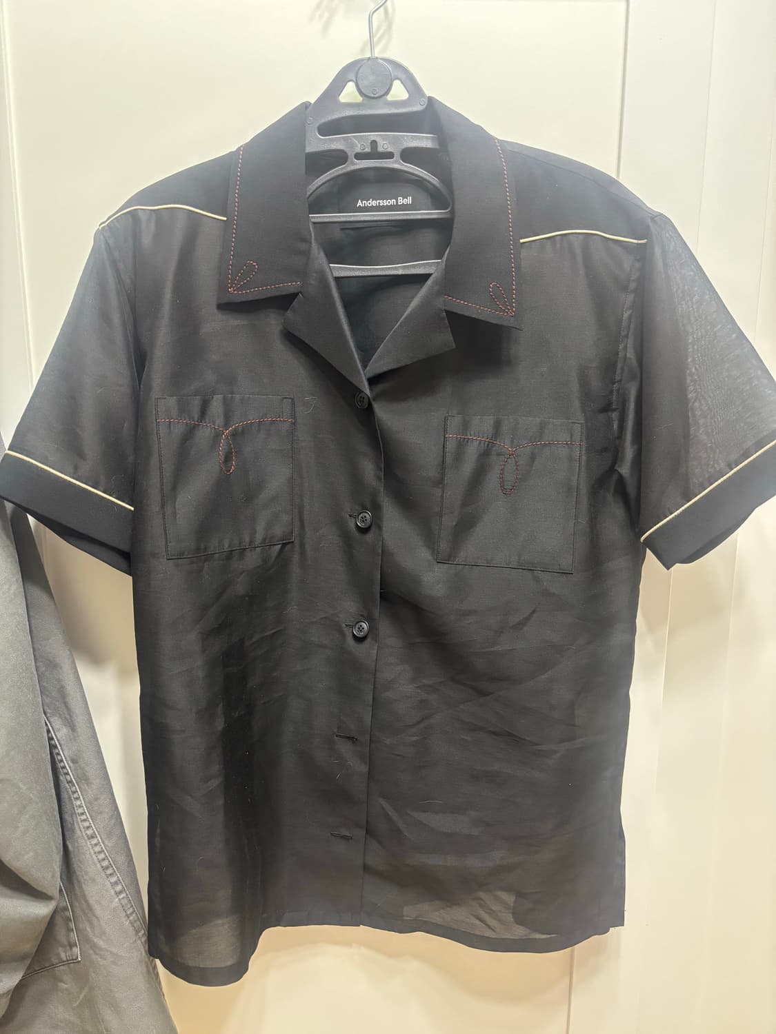 앤더슨벨 조지아 칼라 엠보더리 오간자 셔츠  상품이미지2