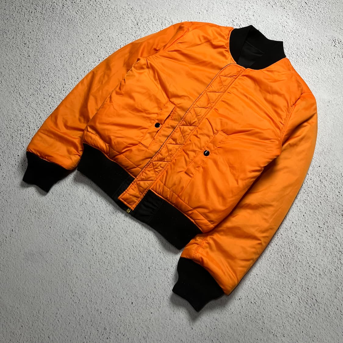 Alpha Industries MA-1 Flight Jacket 상품이미지8