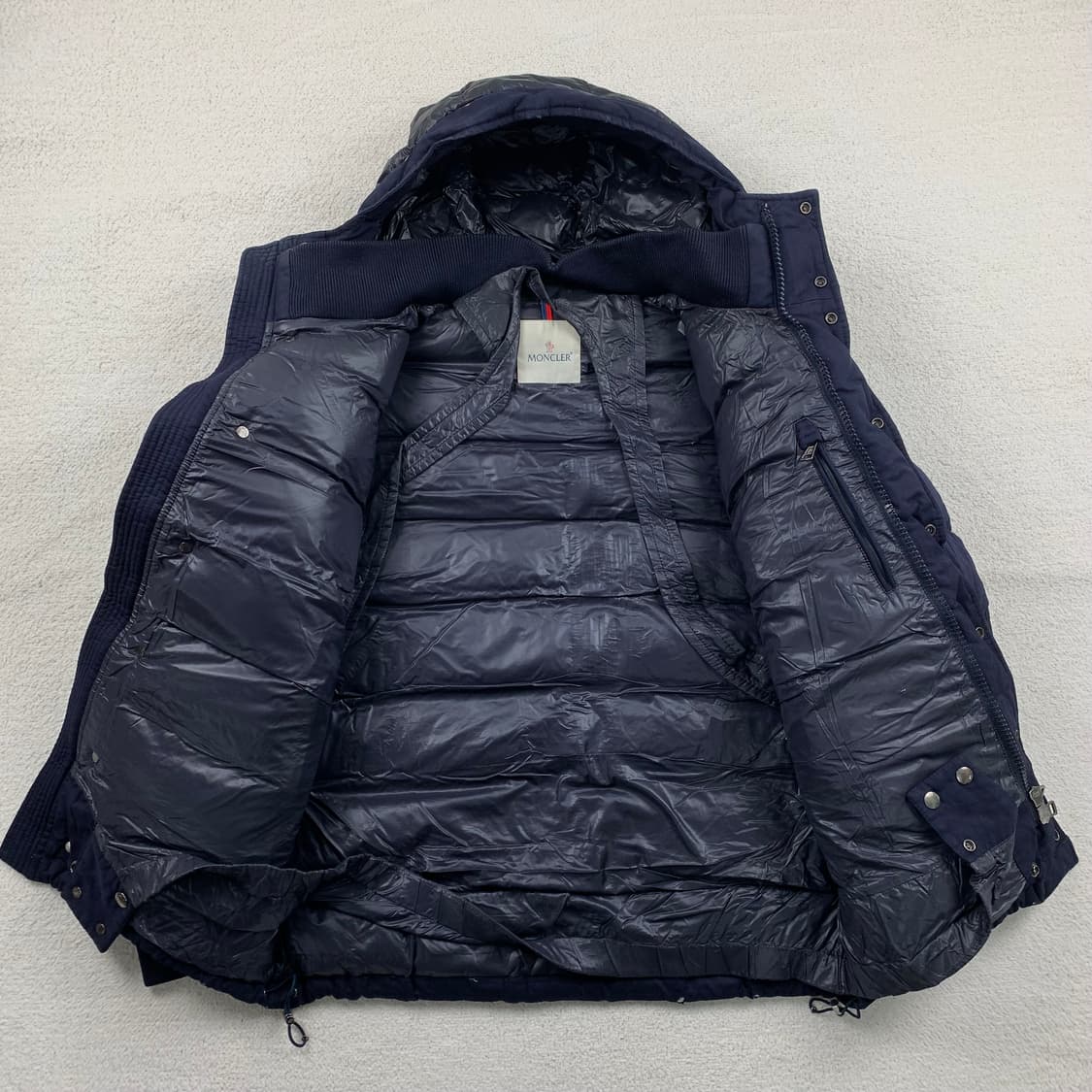 몽클레어 HEM GIUBBOTTO 다운 패딩 자켓 네이비 상품이미지6