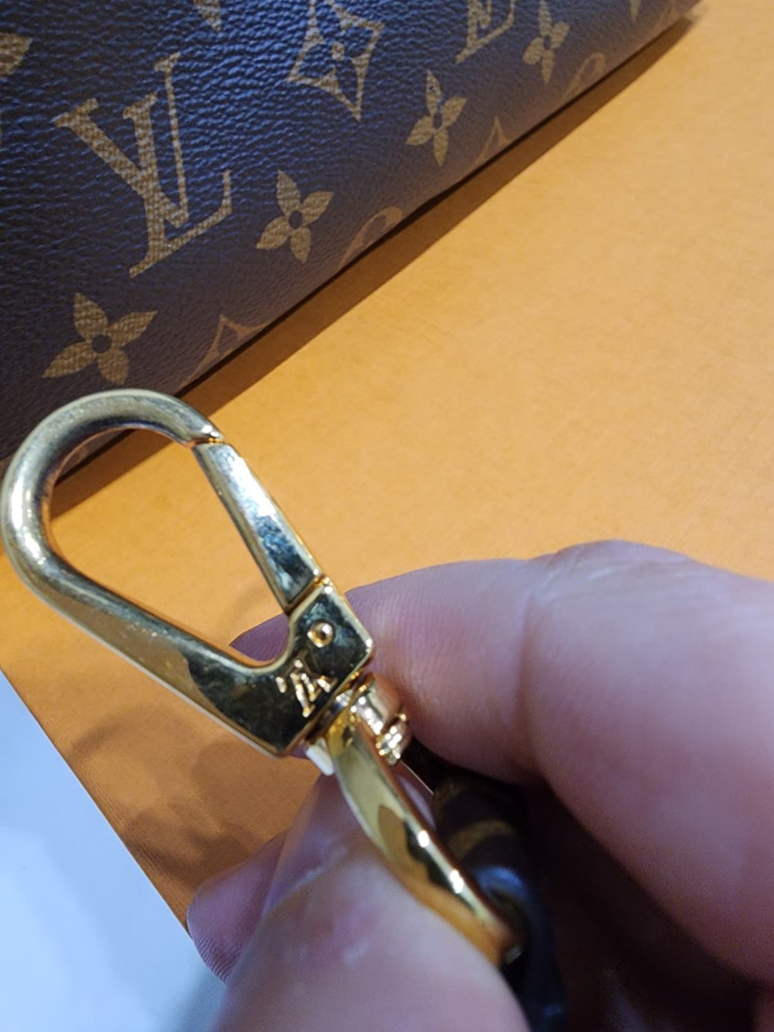 루이비통 몽테뉴 BB 상품이미지4