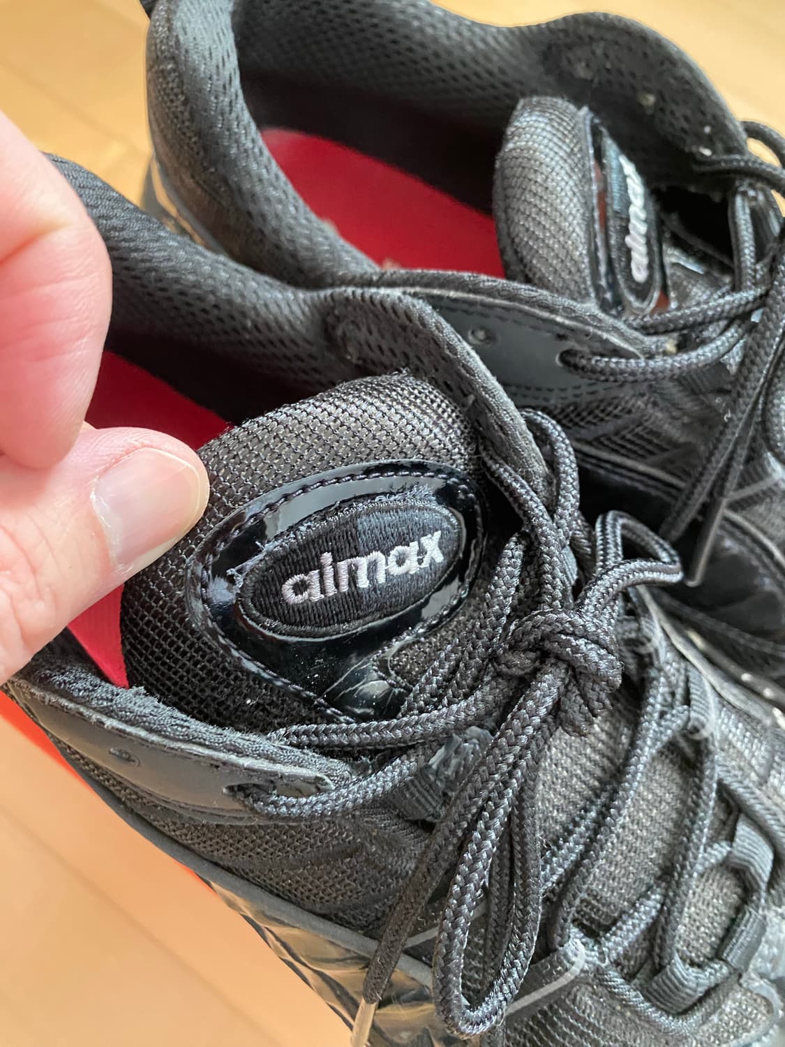 슈프림 나이키 에어맥스 98 블랙 팝니다 상품이미지3