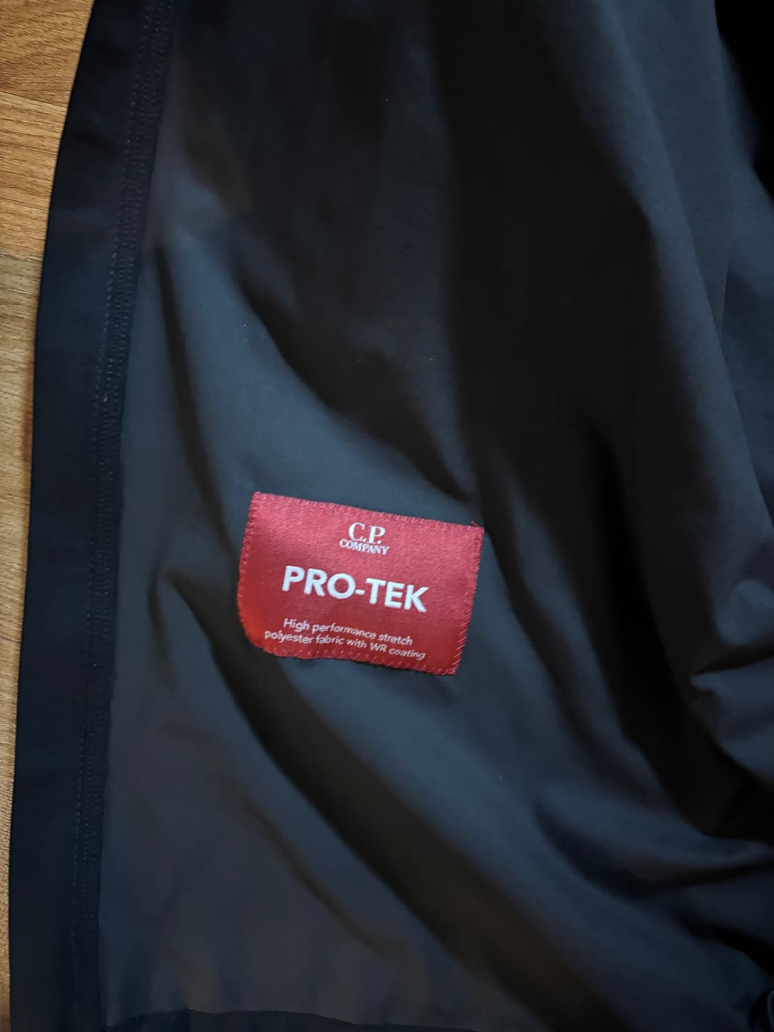 Cp컴퍼니 프로텍 바람막이 상품이미지5