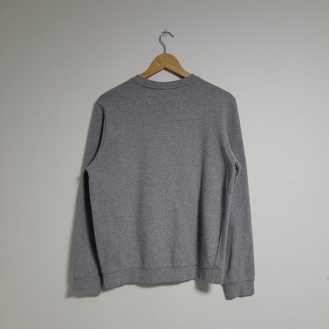 (M) NIKE 나이키 스우시 여성 맨투맨 그레이 상품이미지6