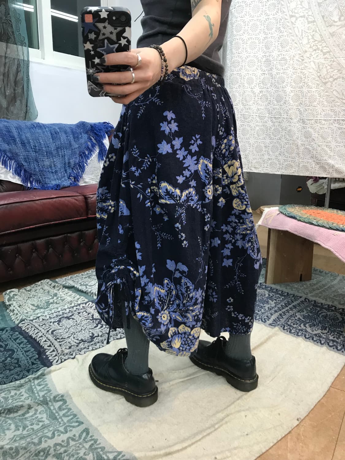 빈티지 플라워패턴 밴딩 셔링 7부 반바지  상품이미지2