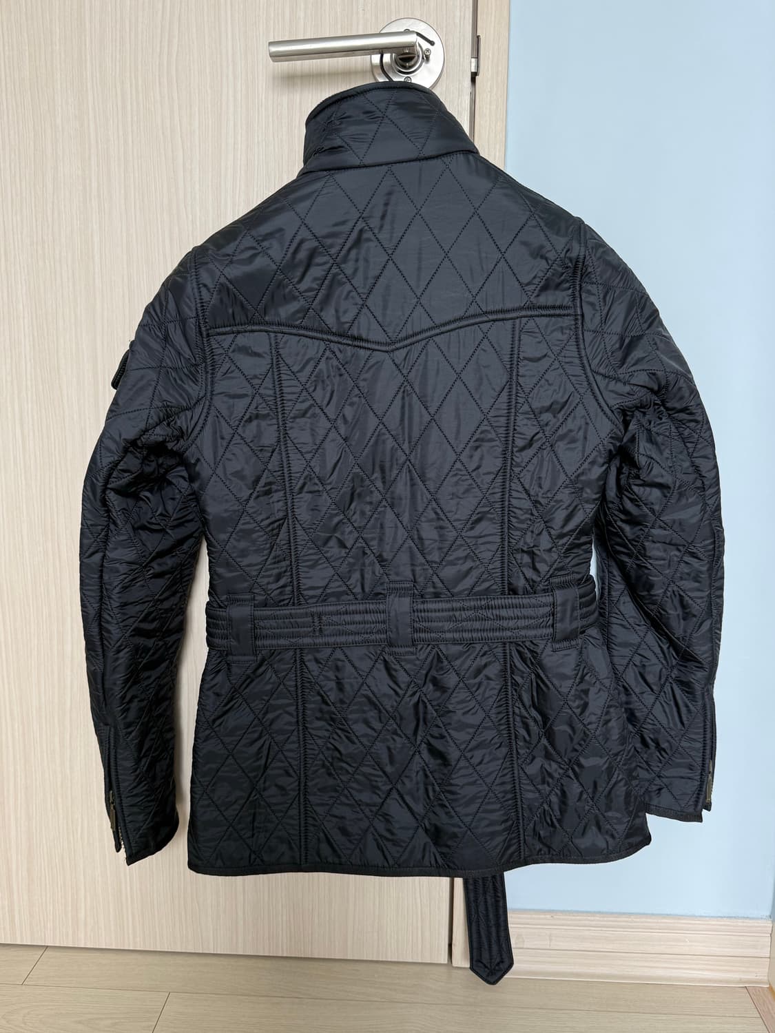 바버 인터내셔널 블랙 퀼팅 자켓 상품이미지2