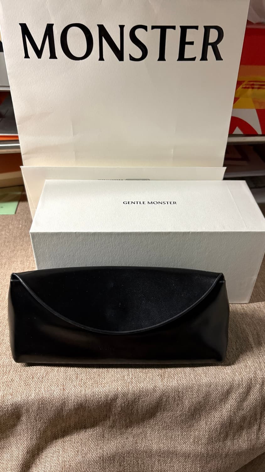 젠틀 몬스터 x 메종 마르지엘라 MM206 블랙 그레이 상품이미지8