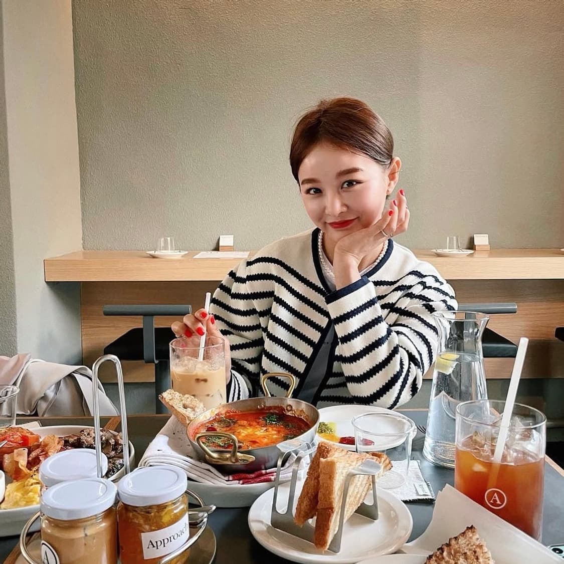 새상품 ) 임블리 스트라이프 가디건 상품이미지2