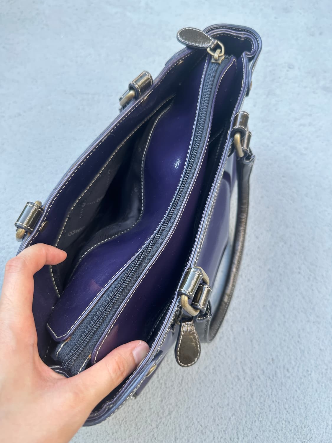 CAPACCI enamel purple hand bag 상품이미지5