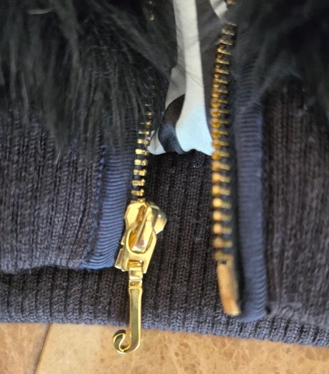 쥬시 꾸뛰르 블랙 퍼 후드 자켓 상품이미지8