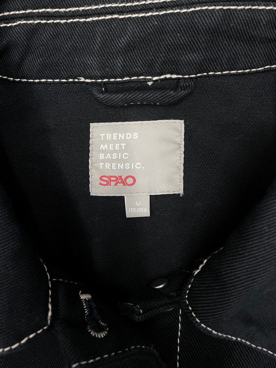 스파오(SPAO) 화이트 스티치 크롭 데님 자켓 블랙 상품이미지4