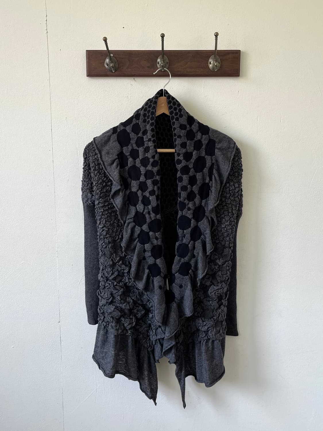 Via Faburrica 도트 오버넥 가디건 상품이미지1