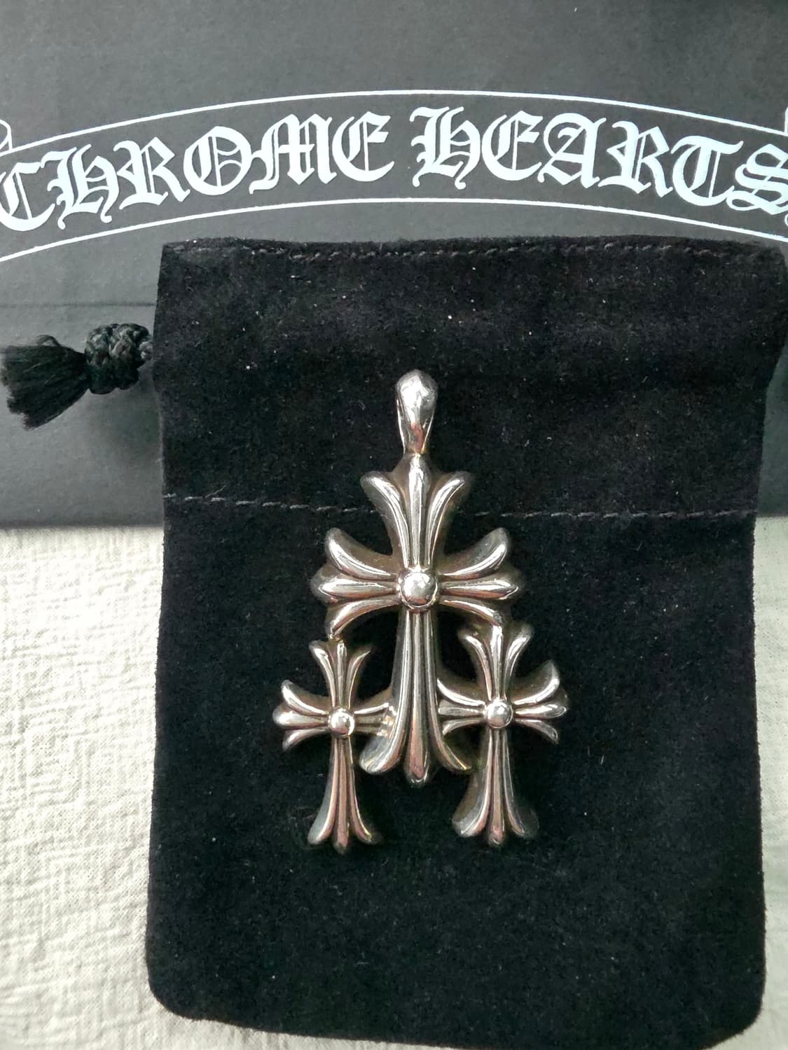 클롬하츠 3ch 트리플 크로스 펜던트 판매합니다 상품이미지1