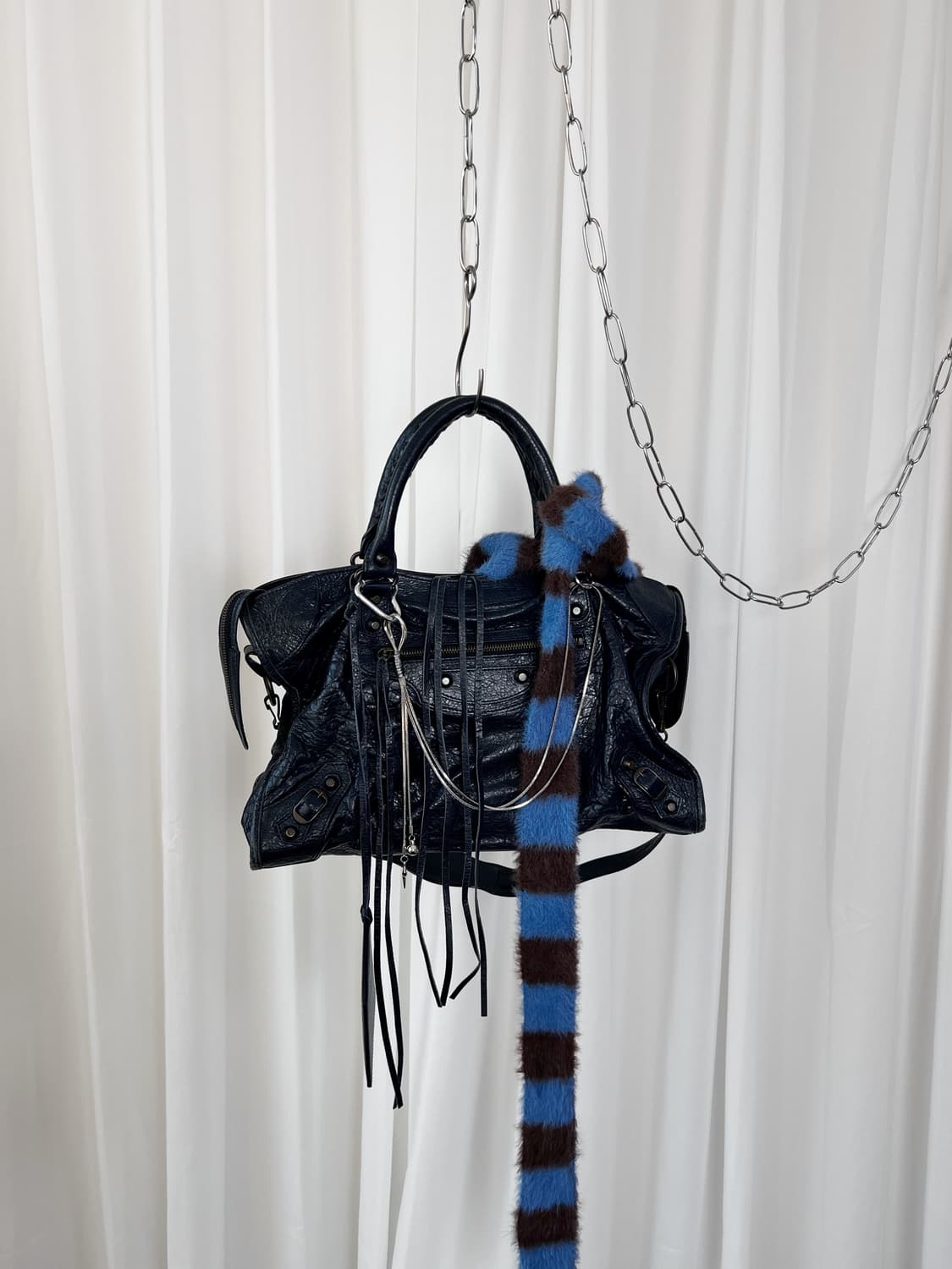 발렌시아가 시티 모터백 상품이미지1