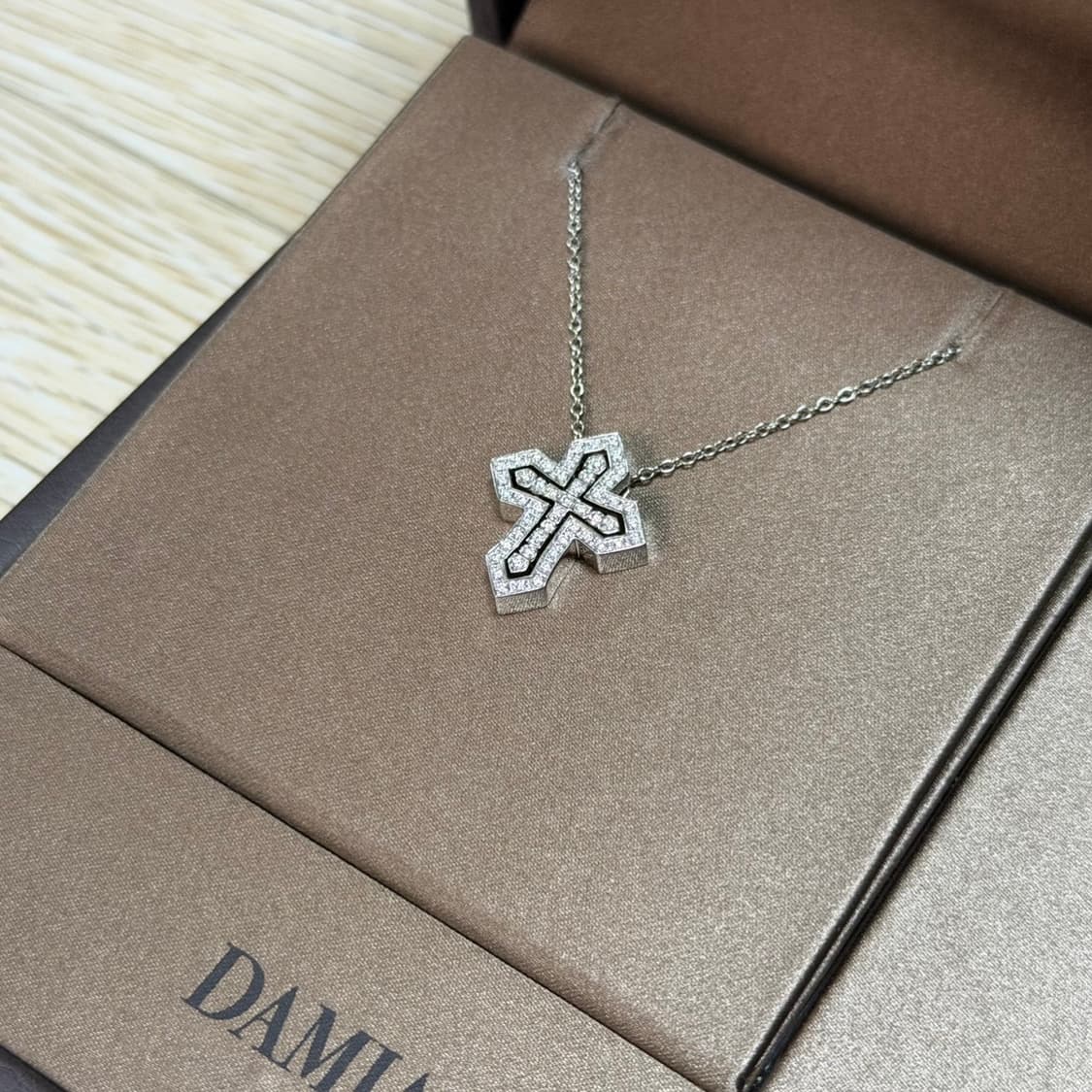 [S+급/스몰] 다미아니 벨에포크 크라운 화이트 실버 18k 목걸이 상품이미지4