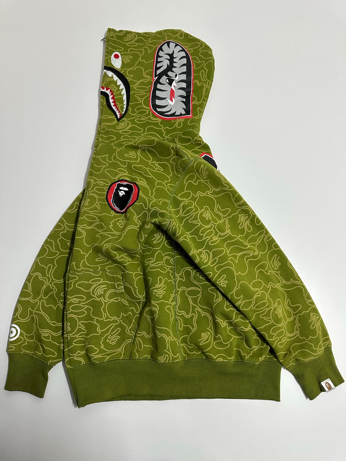 베이프 샤크 후드집업 상품이미지4