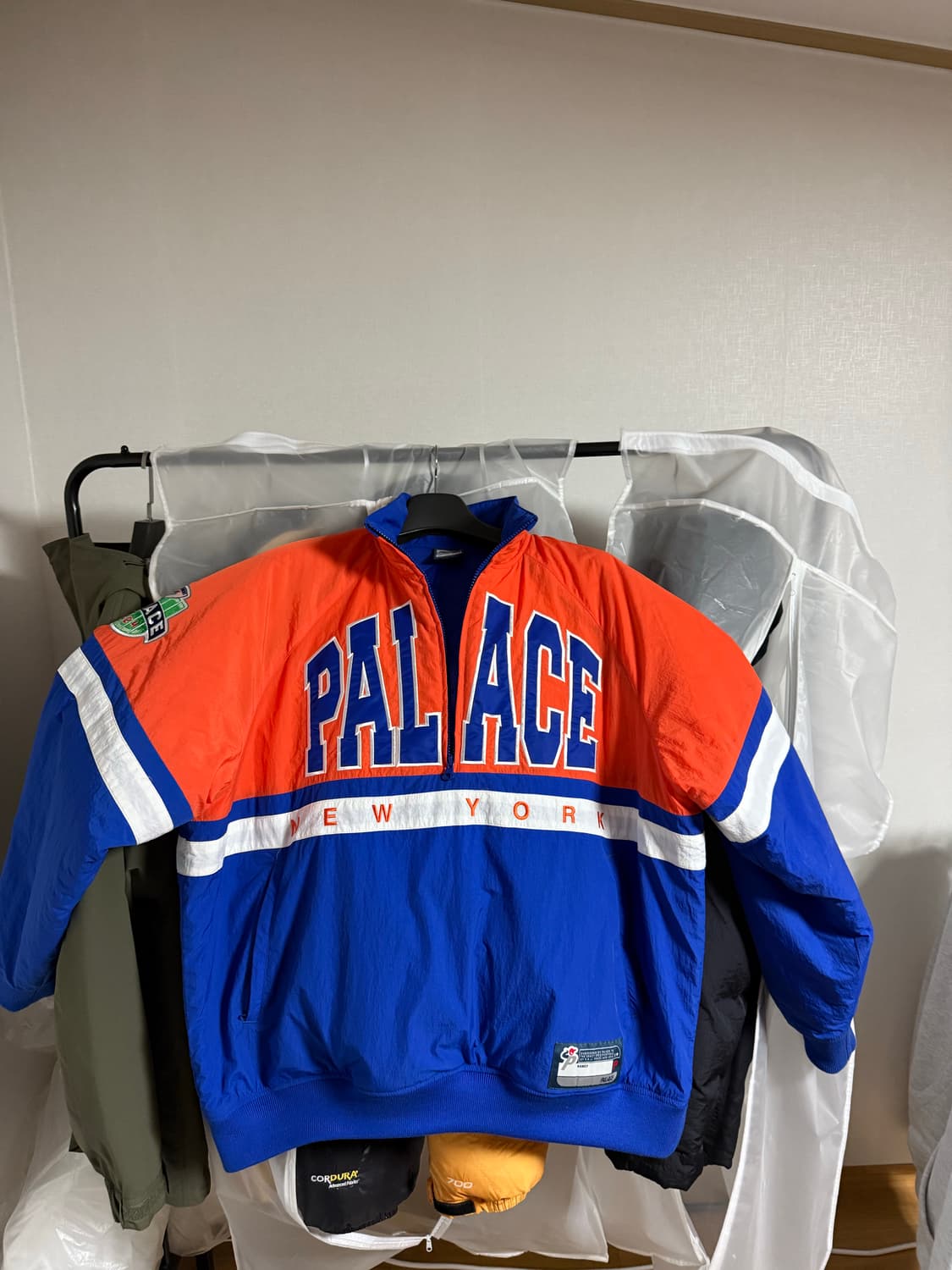 팔라스 브레이크아웃 하프 집 봄버 오렌지 블루 - 24FW M 상품이미지1