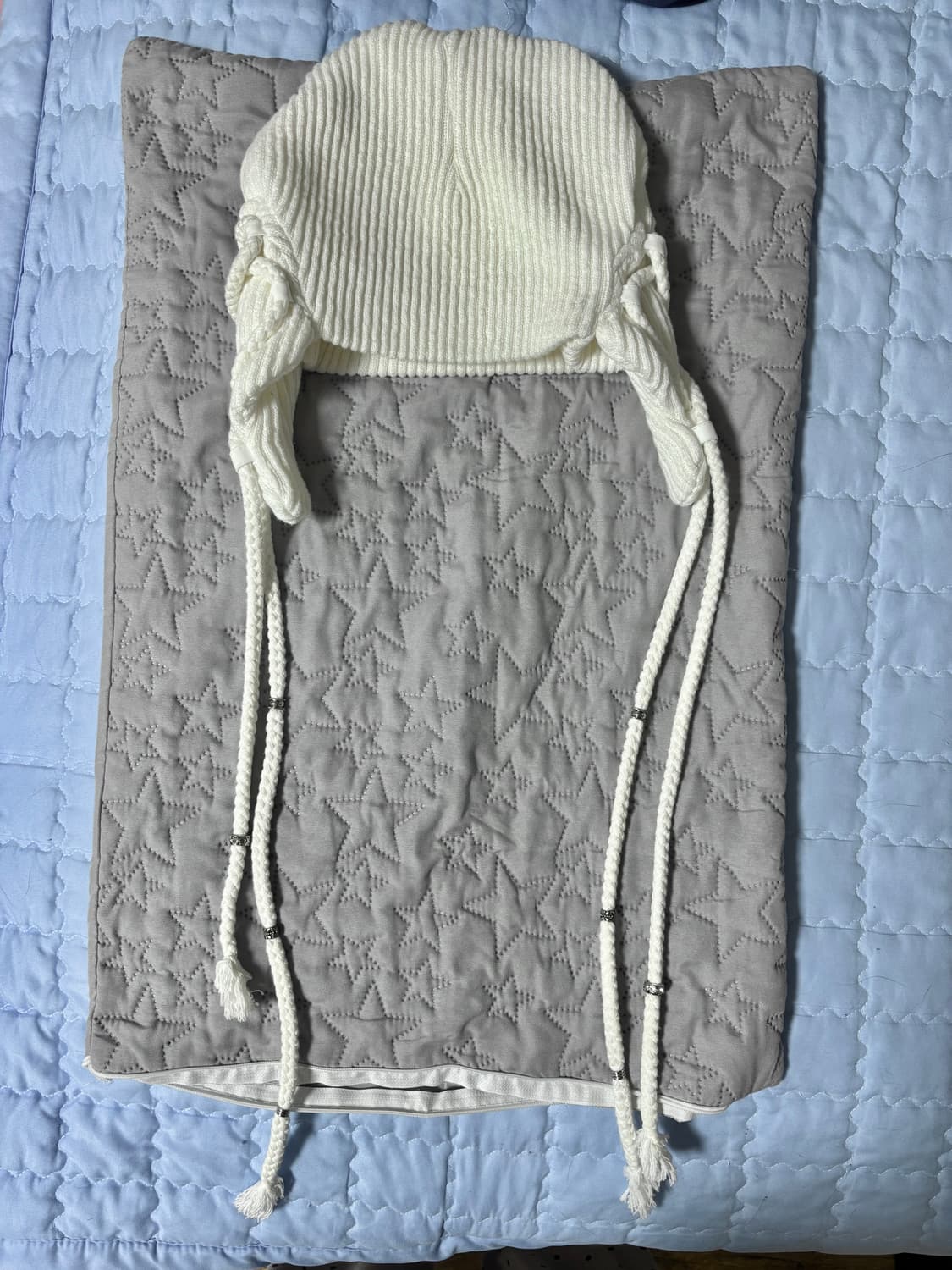 정도 이어플랩 비니 화이트 EARFLAP DRAG BEANIE WHITE 상품이미지3