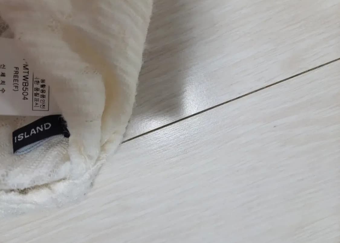 새상품급처!플라스틱아일랜드 레이스 소매러플프릴 니트블라우스 레니본st 상품이미지5