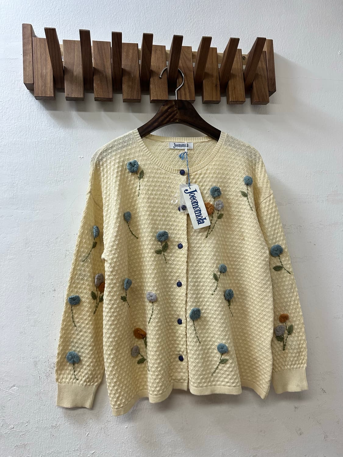 택있는 새상품 빈티지 입체 플라워 자수 크림 니트 가디건 상품이미지3