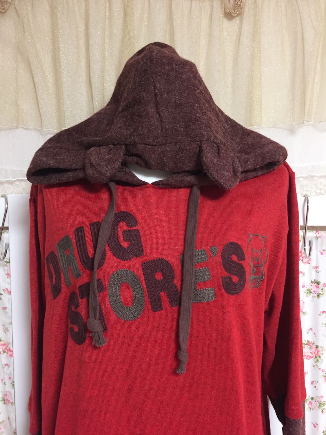 빈티지 드럭스토어 돼지 귀 후드티 상품이미지4