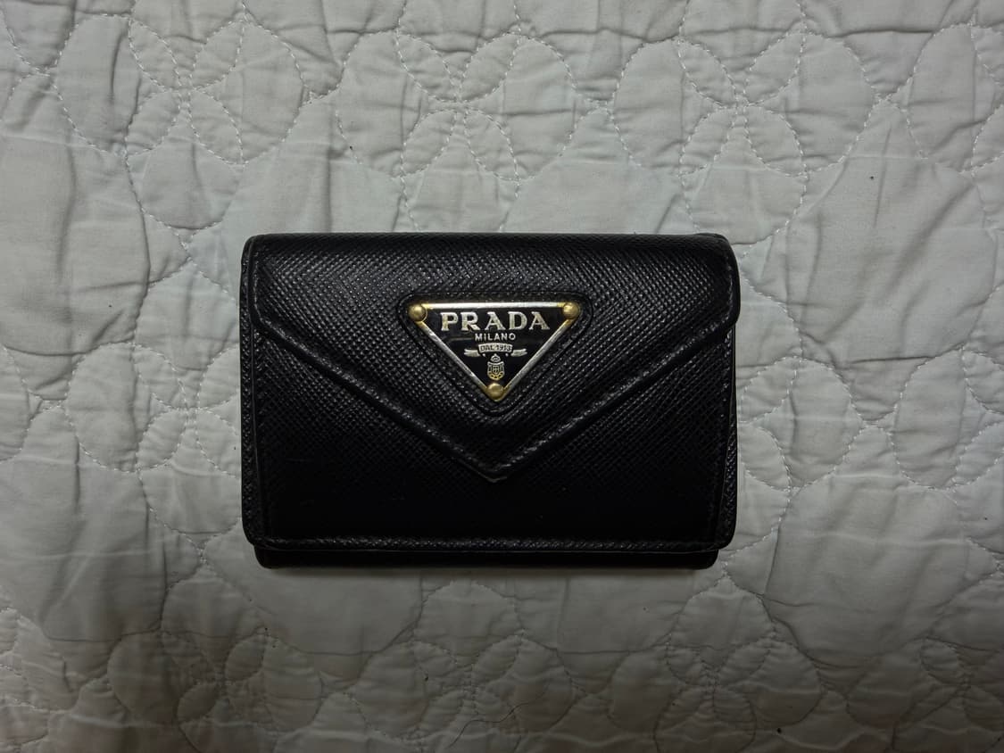 프라다 트라이폴드 지갑 상품이미지1