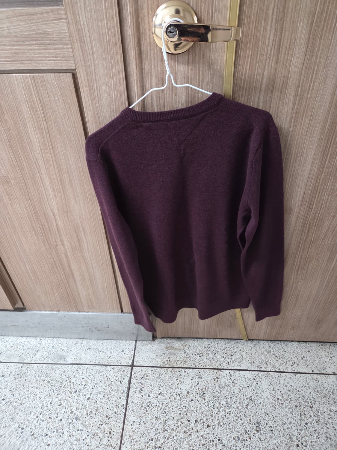 타미힐피거 남성 니트 버건디 상품이미지2