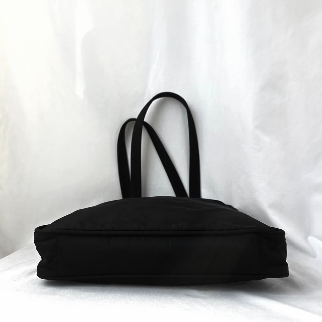 [정품 PRADA] 프라다 직사각 나일론 숄더백 쇼퍼백 상품이미지7