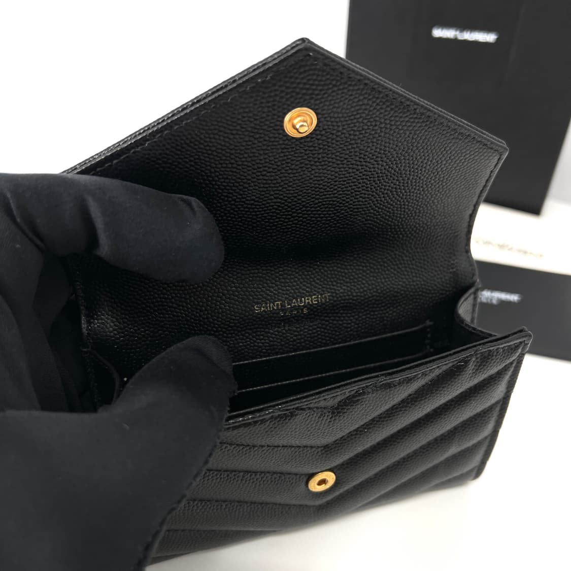 생로랑 엔벨로프 여성 카드지갑 블랙 (414404) 상품이미지9