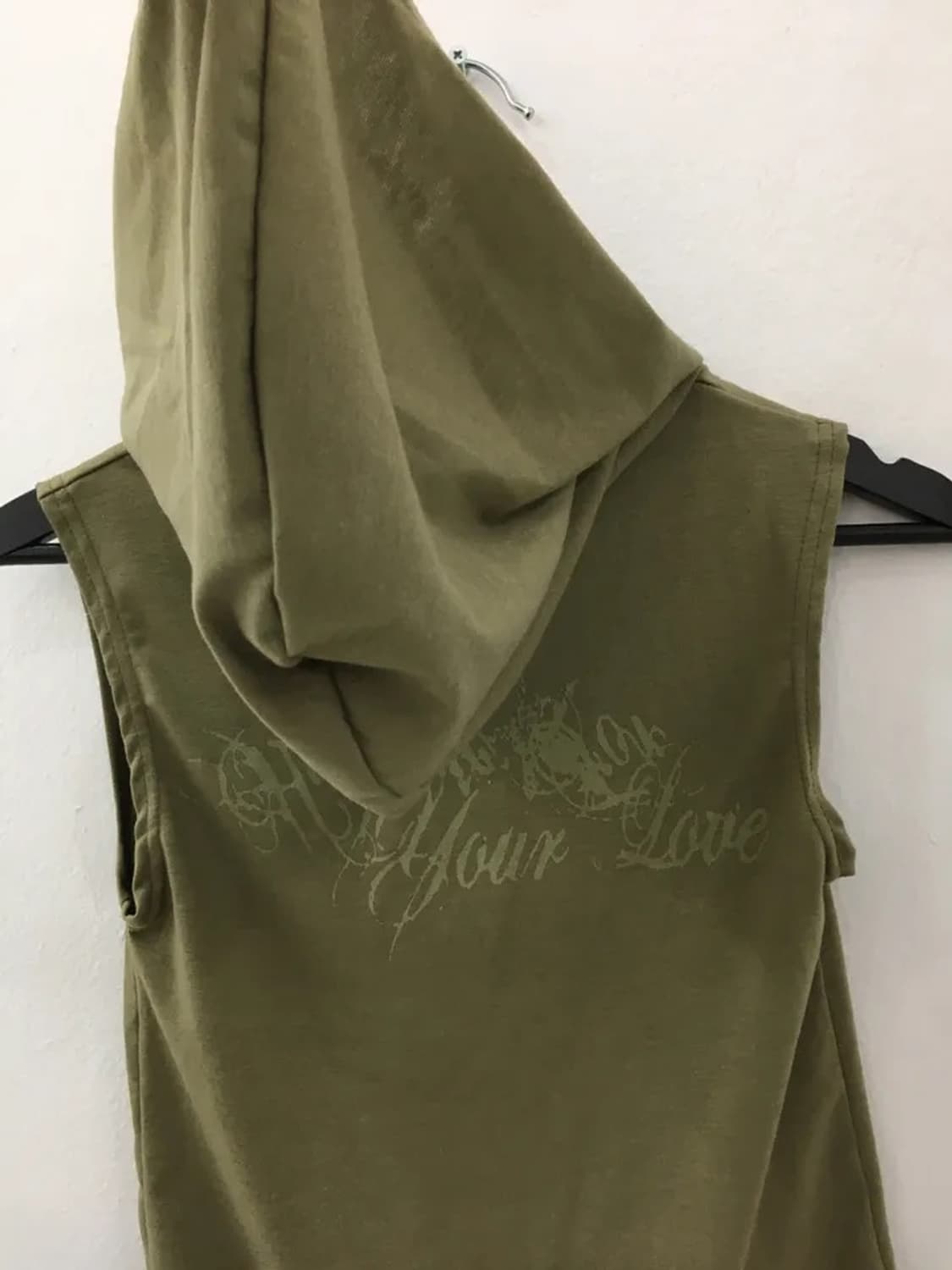 홀터넥 카키 나시티 상품이미지3