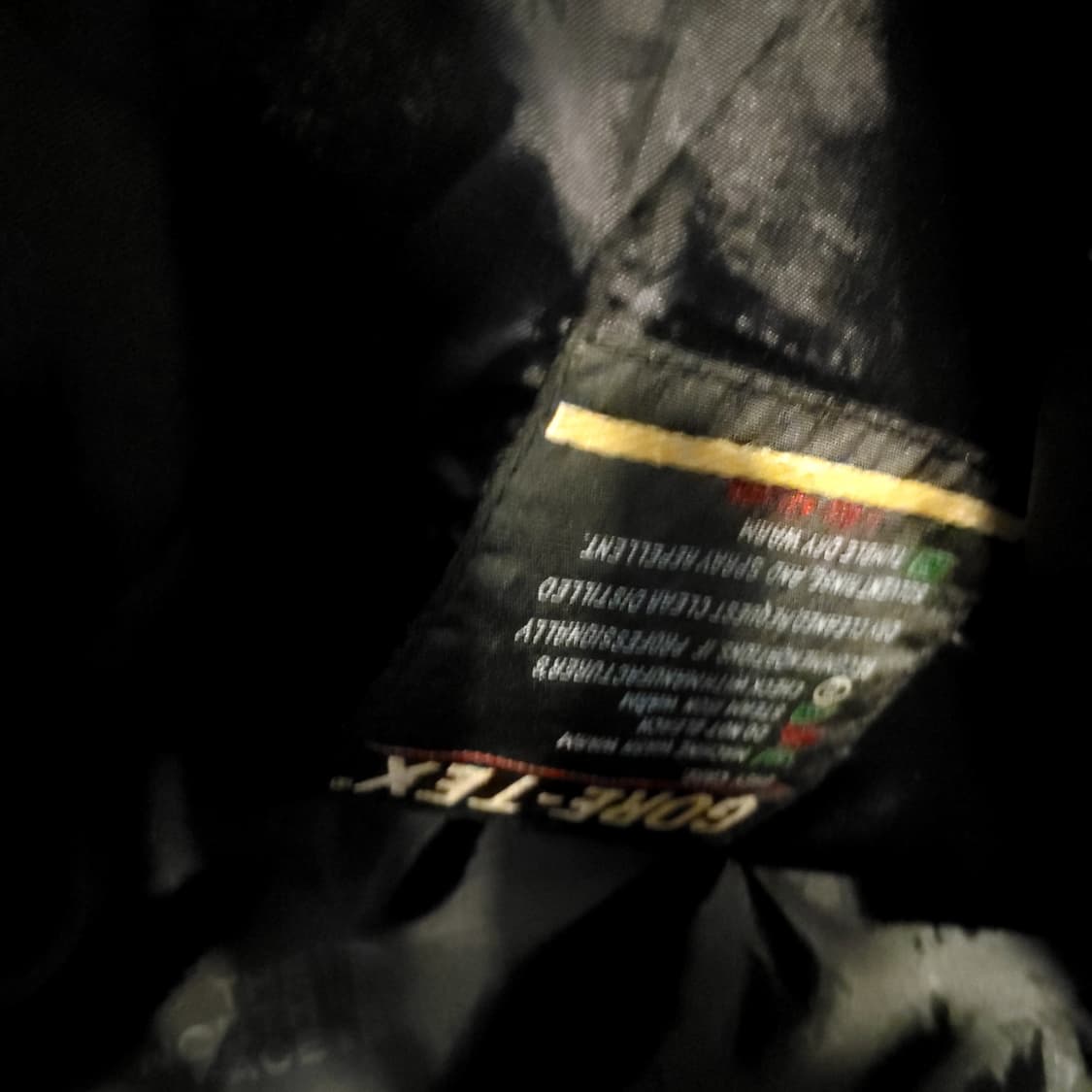 더 노스페이스 써밋 시리즈 하이벤트 고어텍스바람막이 상품이미지4