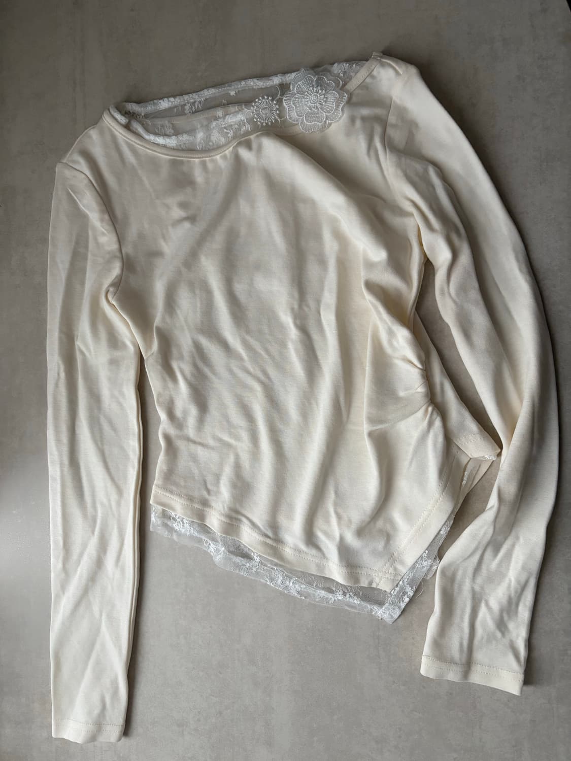 EGGKA 플라워 레이스 레이어드 티셔츠(Apricot,M) 상품이미지2