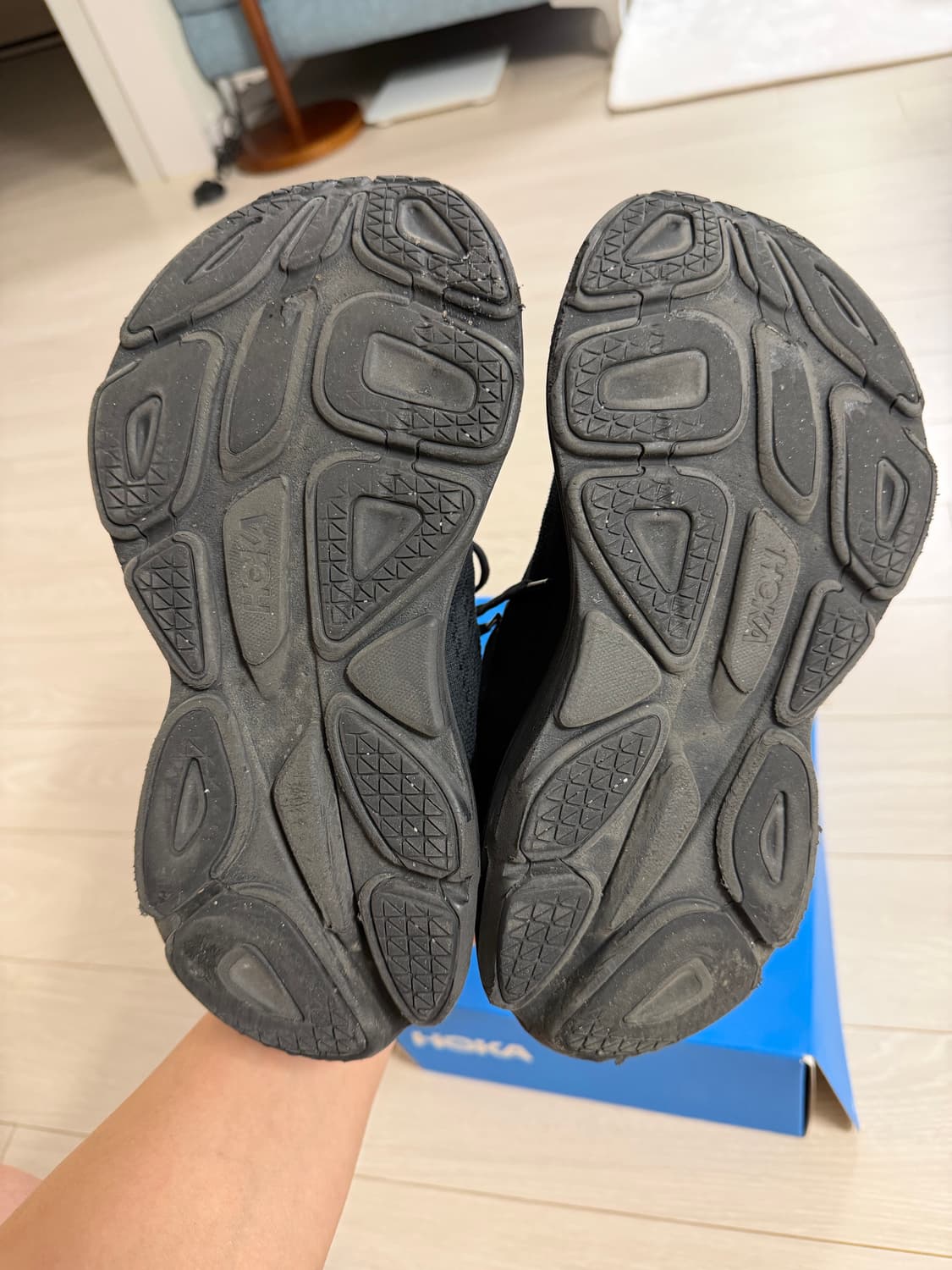 호카 본디8 와이드 블랙 245mm 상품이미지4