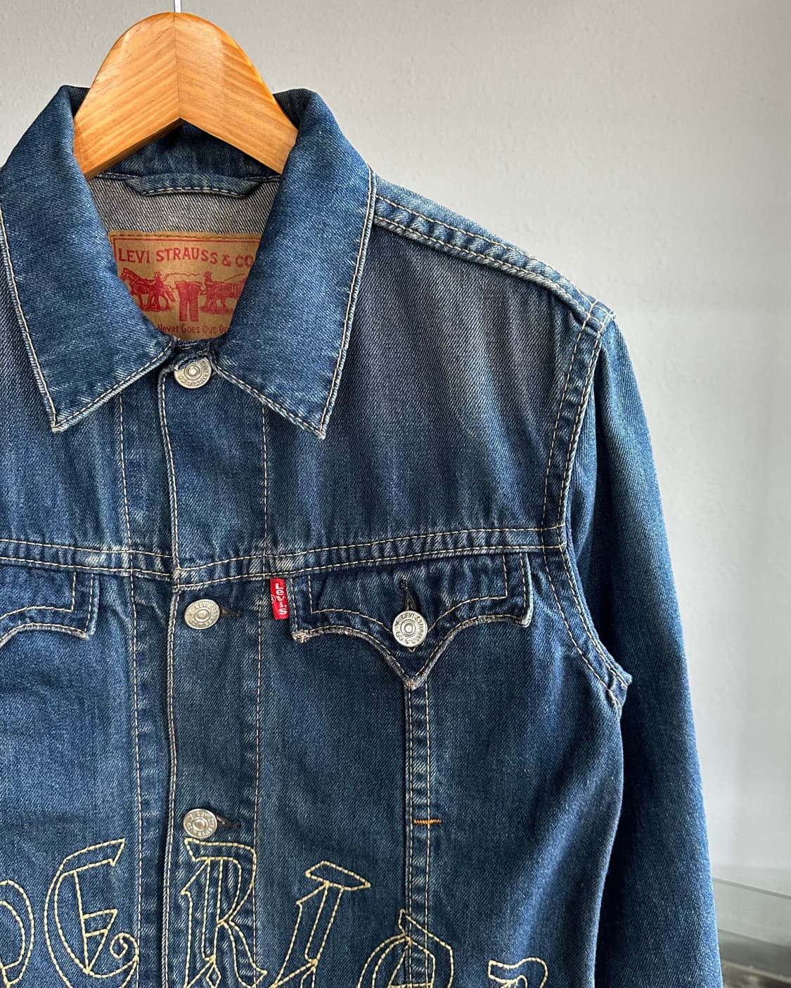 [L]리바이스 Levi's 타입원 자수 데님 트러커 자켓 상품이미지3