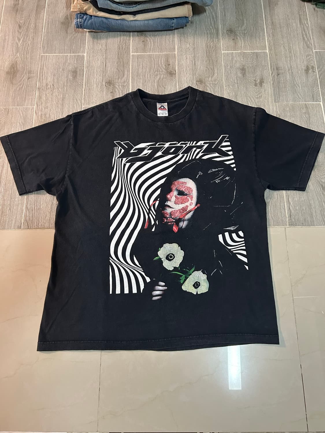 00s 비요크 behavior boot 티셔츠 xl 상품이미지1