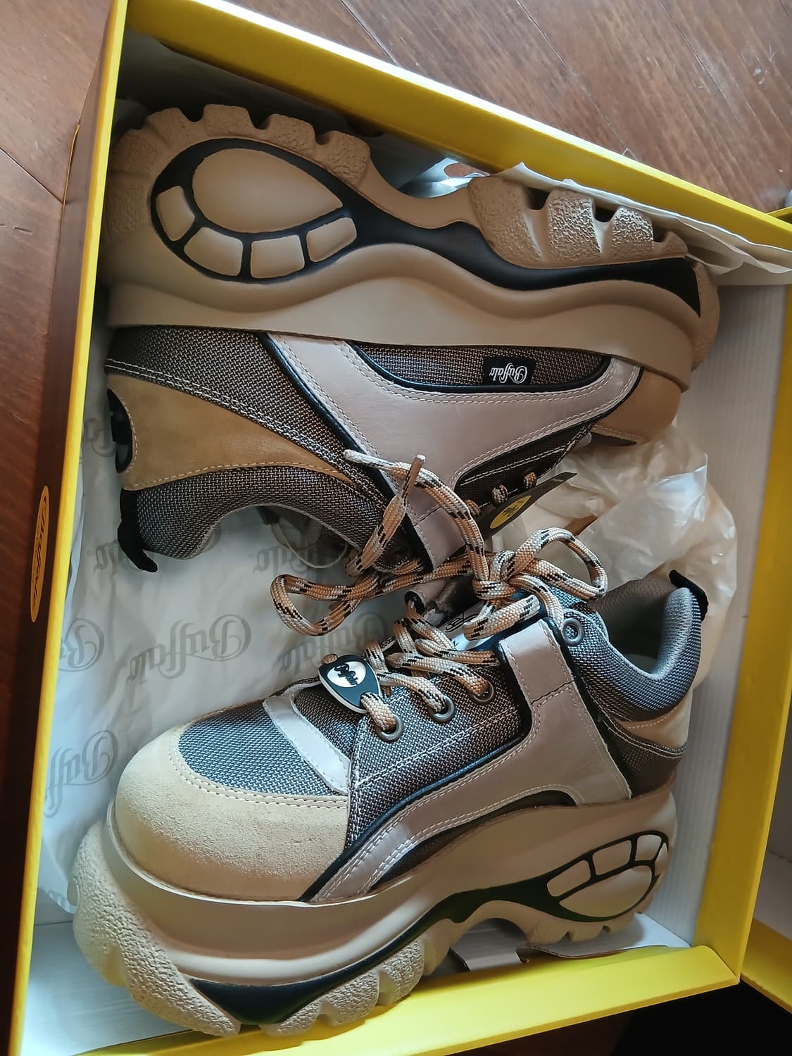 Buffalo (EU)36 Classics Low, beige 상품이미지3