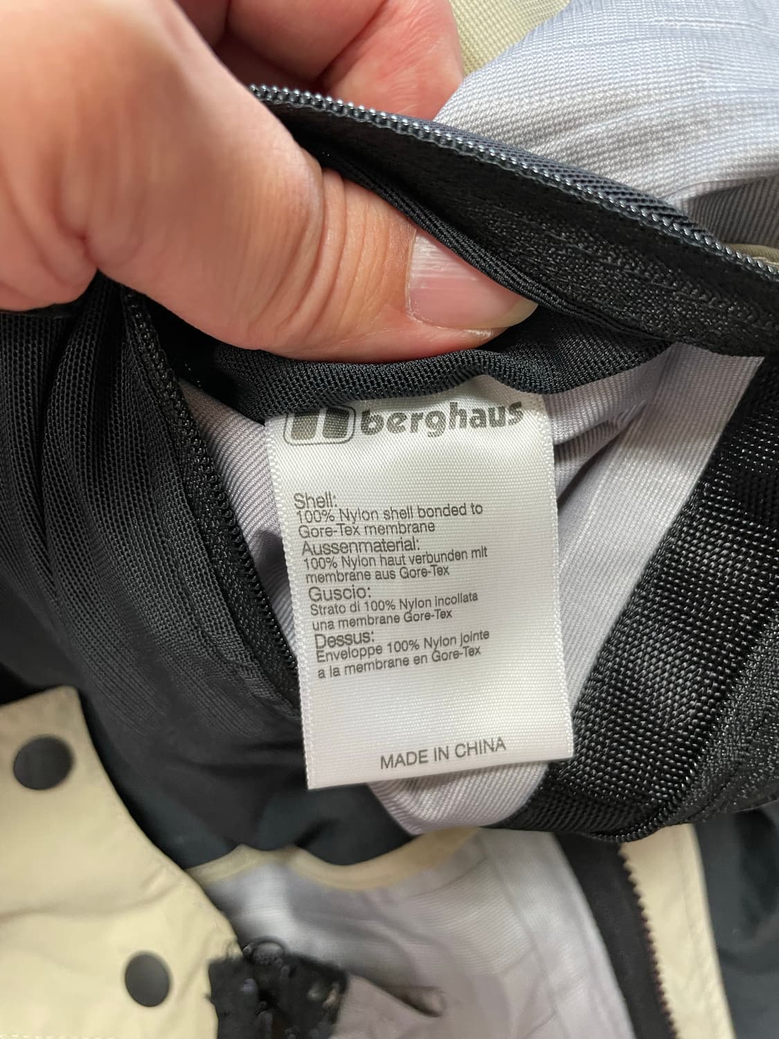 국내 유일 버그하우스 고어텍스 XCR 샘플 고프코어 윈드브레이커 자켓 상품이미지7