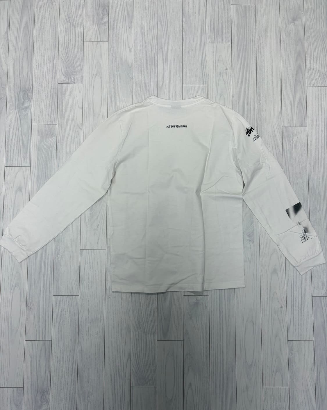 스투시 x 메튜 윌리엄스 화이트 긴팔티  XL 상품이미지3