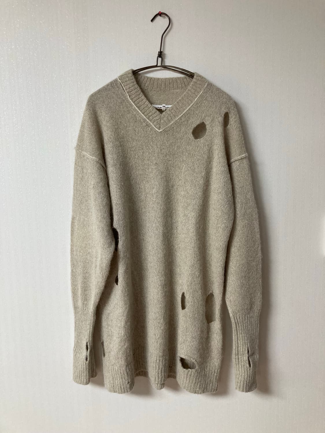 xs) 24AW MM6 메종 마르지엘라 컷 아웃 Sweater, 베이지 상품이미지4