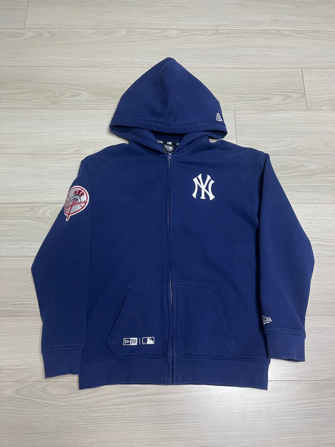 뉴에라 후드집업 네이비 상품이미지1