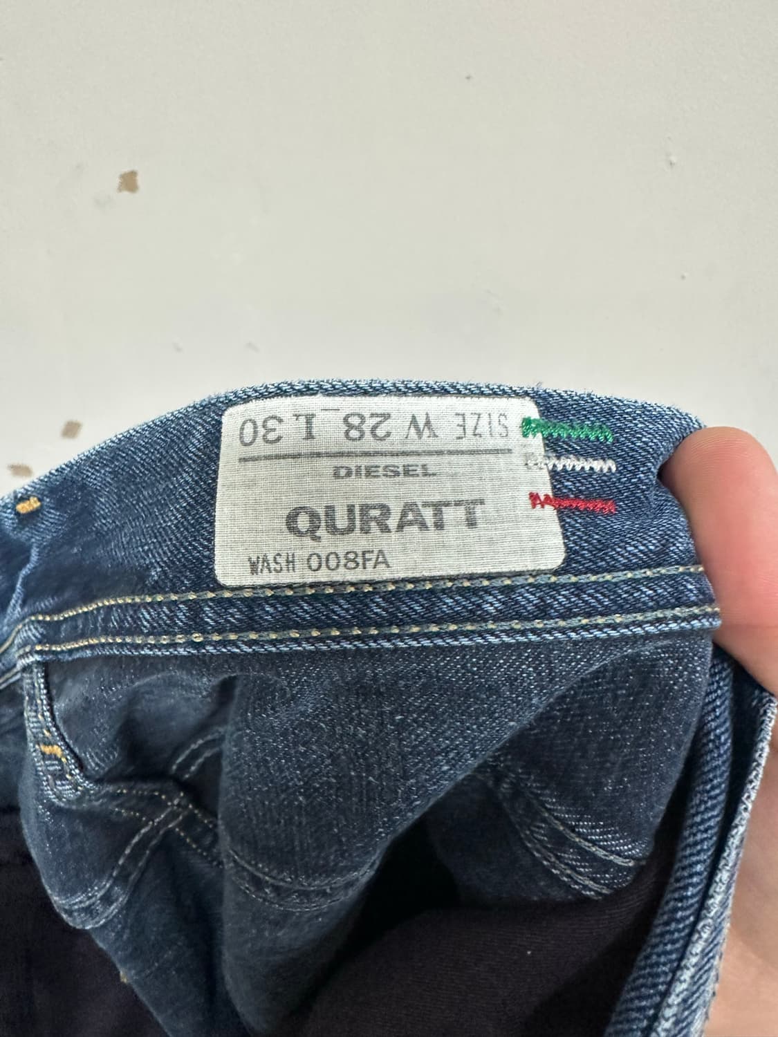 디젤 QURATT 008FA 버튼플라이 데님팬츠 상품이미지4